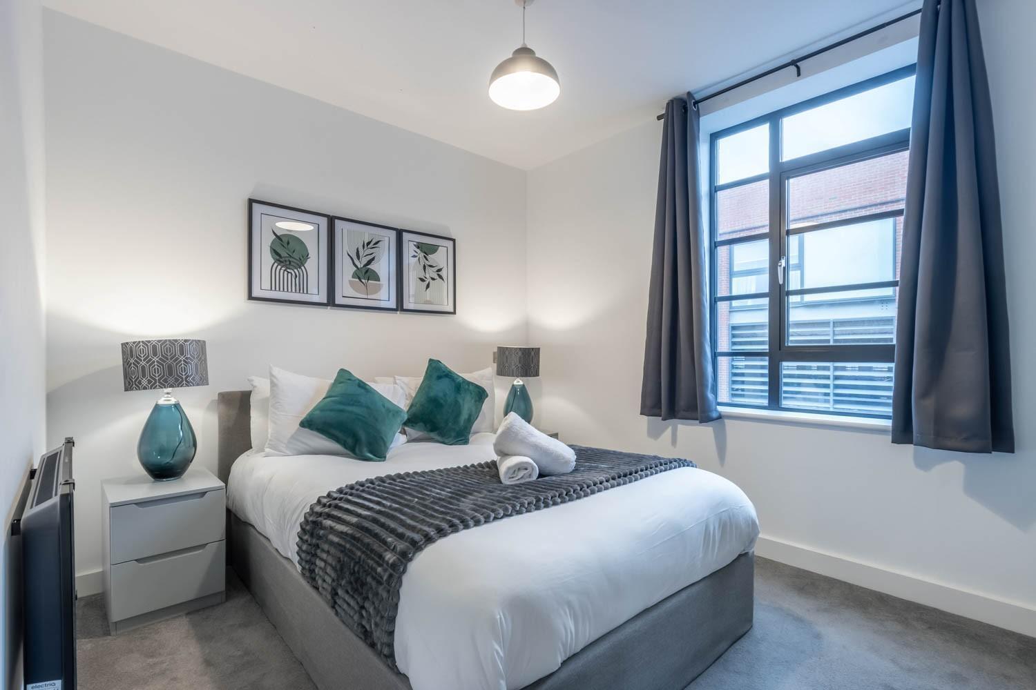 Apartment Modern Apt-contractors Families-superstore Nearby Birmingham