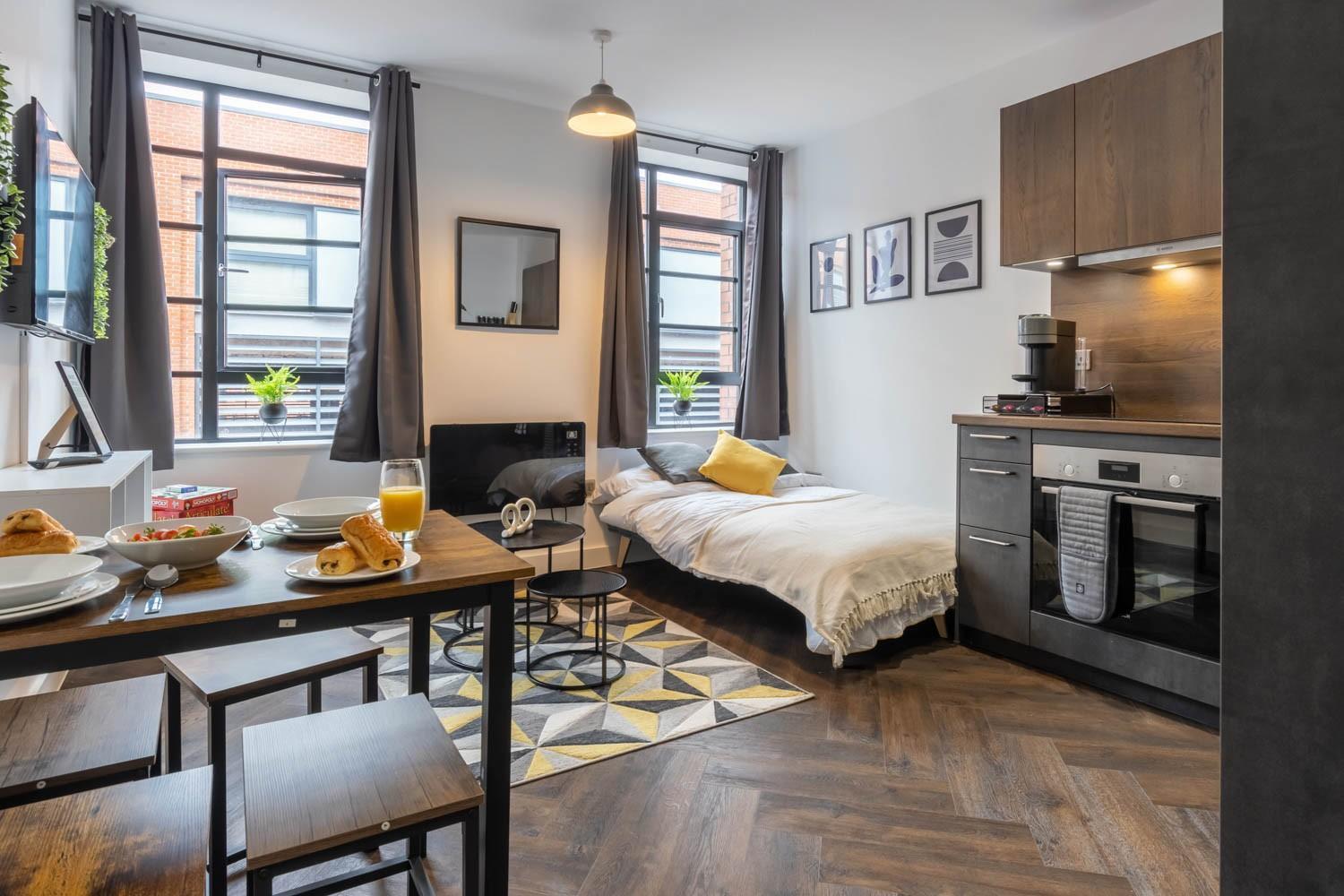 Modern Apt-contractors Families-superstore Nearby